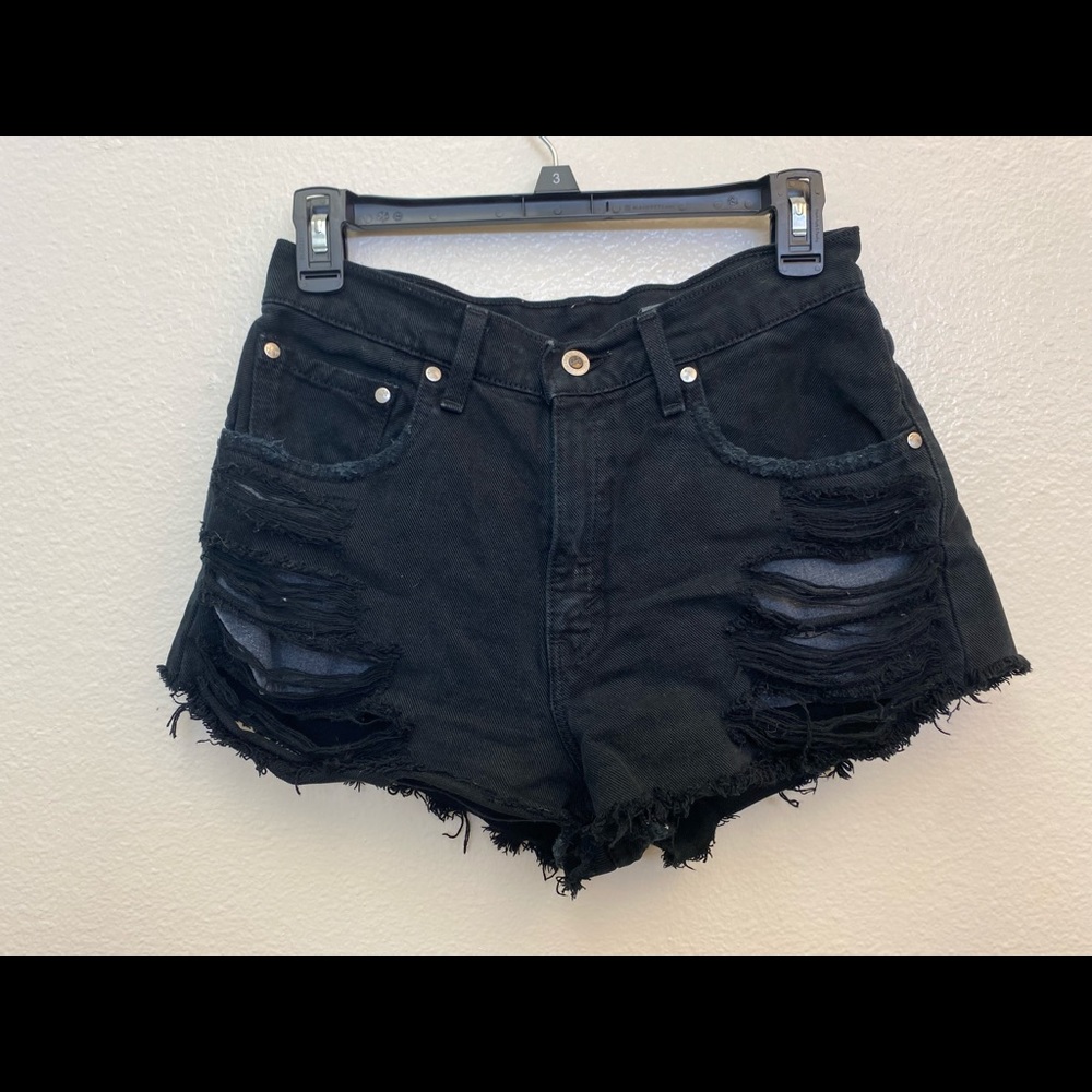 NWOT vintage Levi shorts distressed denim